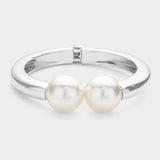 Pearl Tip Hingend Bracelet