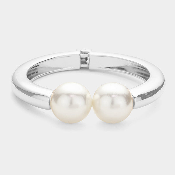 Pearl Tip Hingend Bracelet