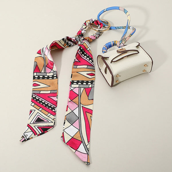 Bag Charm white